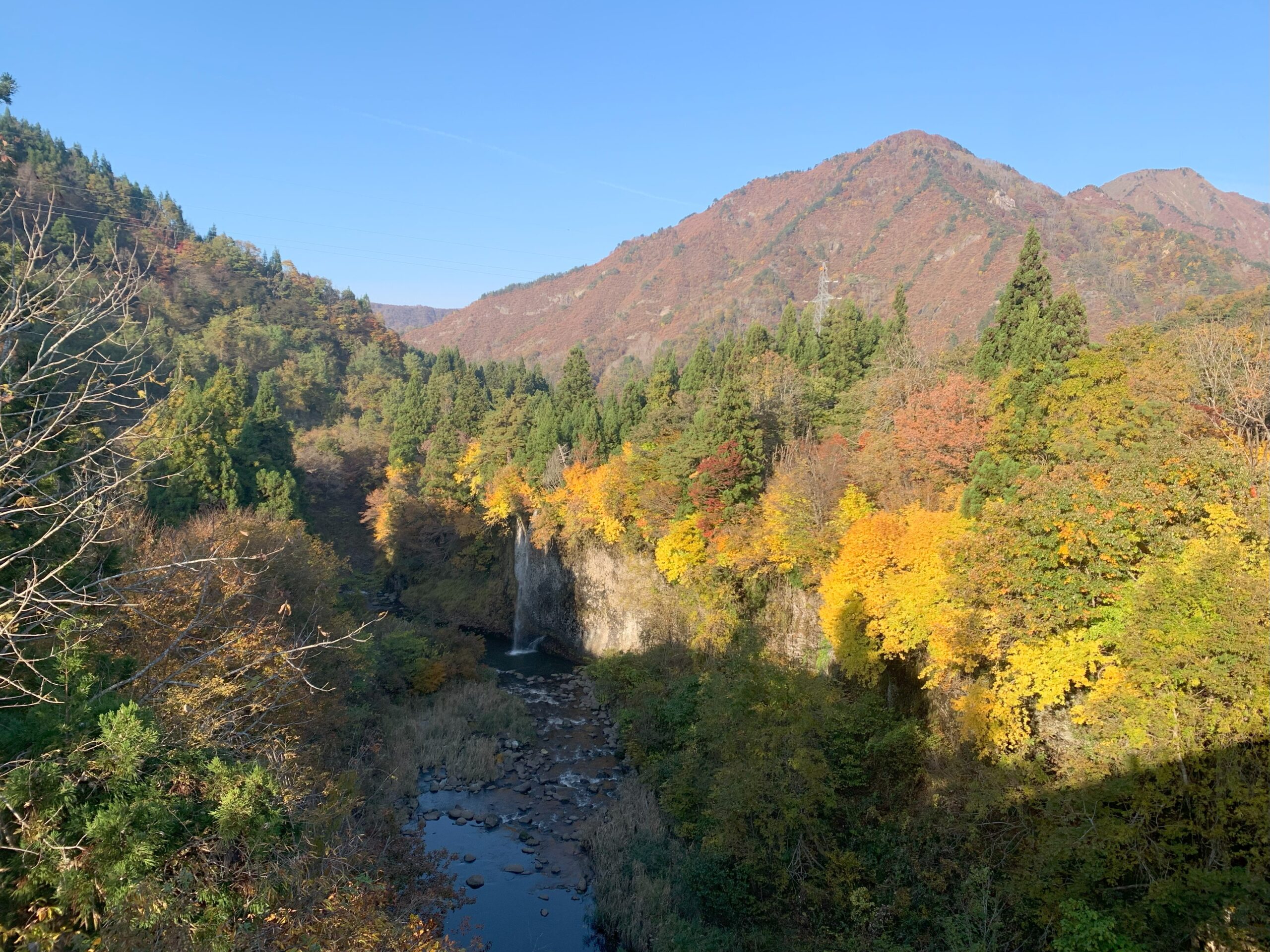 三条市下田郷の滝の写真